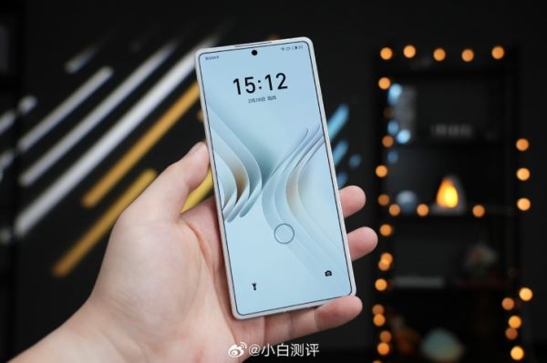 Samsung Galaxy S25 Ultra станет похож на Meizu 21 Pro: новые рендеры