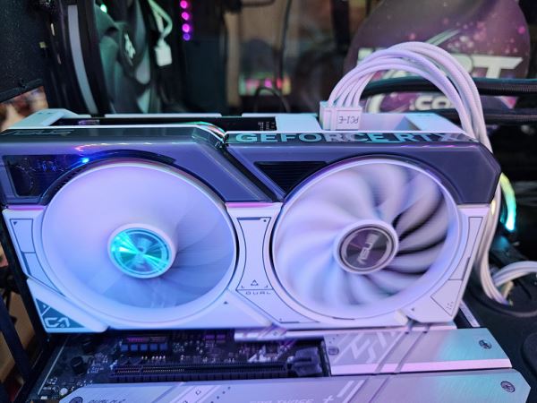 Обзор видеокарты Asus Dual GeForce RTX 4060 White OC (8 ГБ)